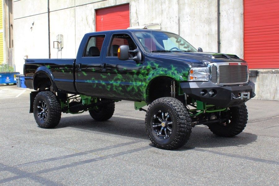 modified engine 2005 Ford F 350 Crew Cab monster truck