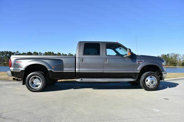 great shape 2008 Ford F350 Lariat monster truck